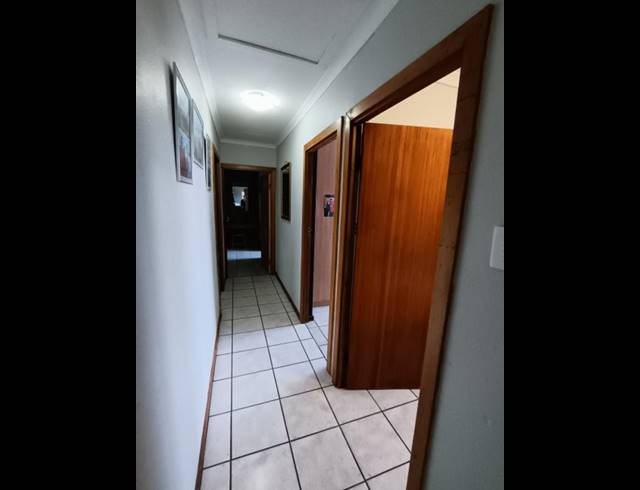 3 BEDROOM HOUSE FOR SALE IN DANA BAY